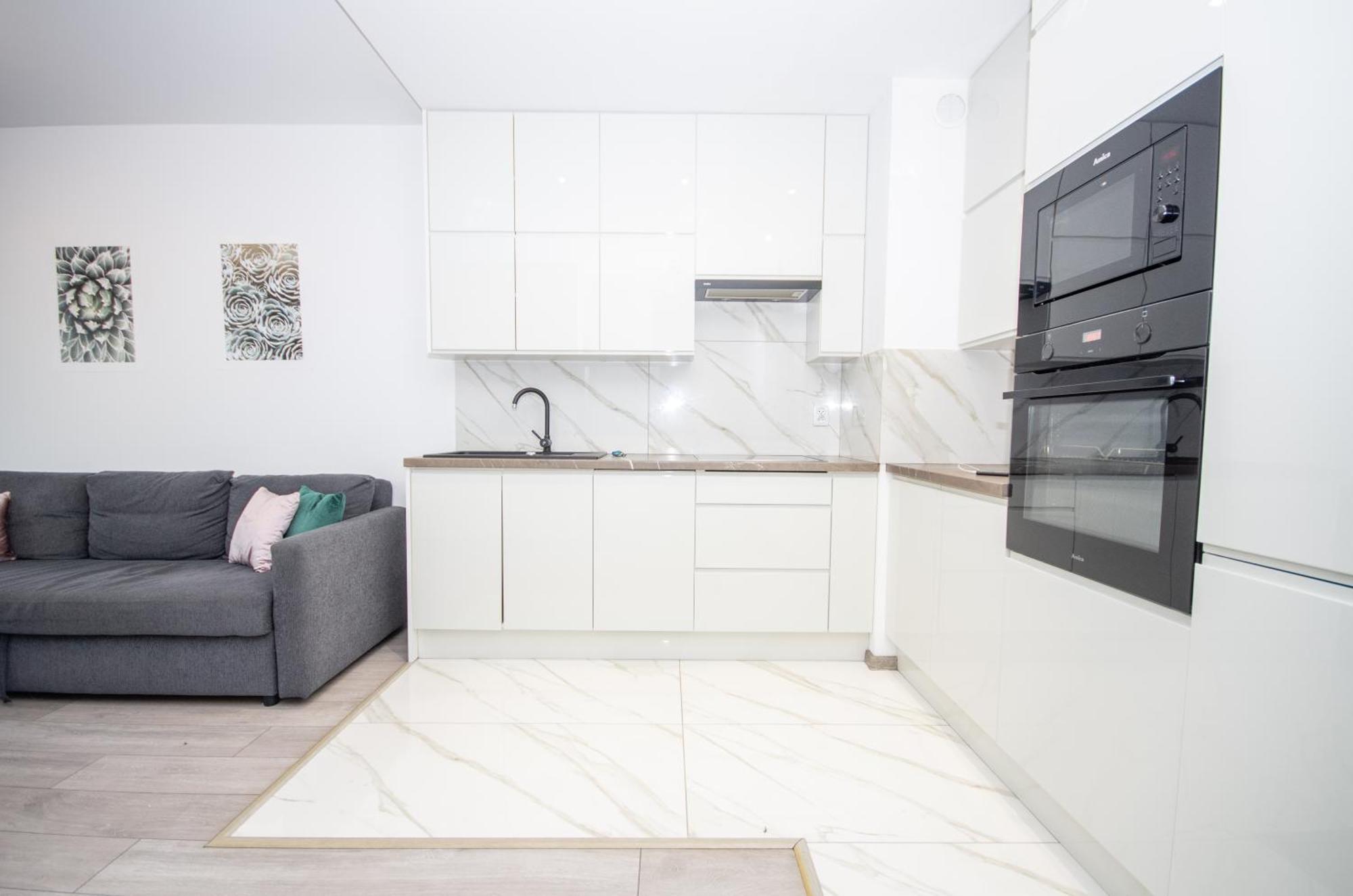 Inpoint Zablocie Modern For Work&travel Apartment